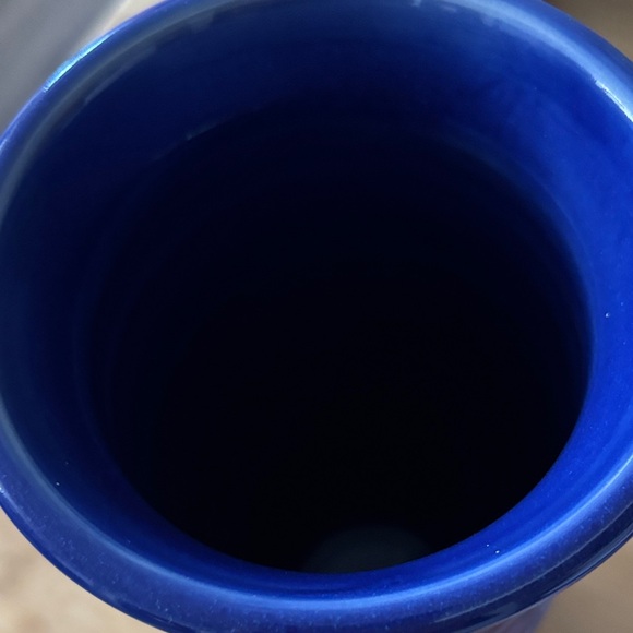 Hannah Deep Blue Ribbed Vase - Picture 2 of 3